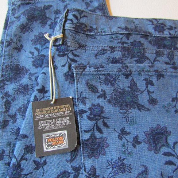 Volcom Denim - Volcom Railed Shortie Legging Fit  Denim Jeans